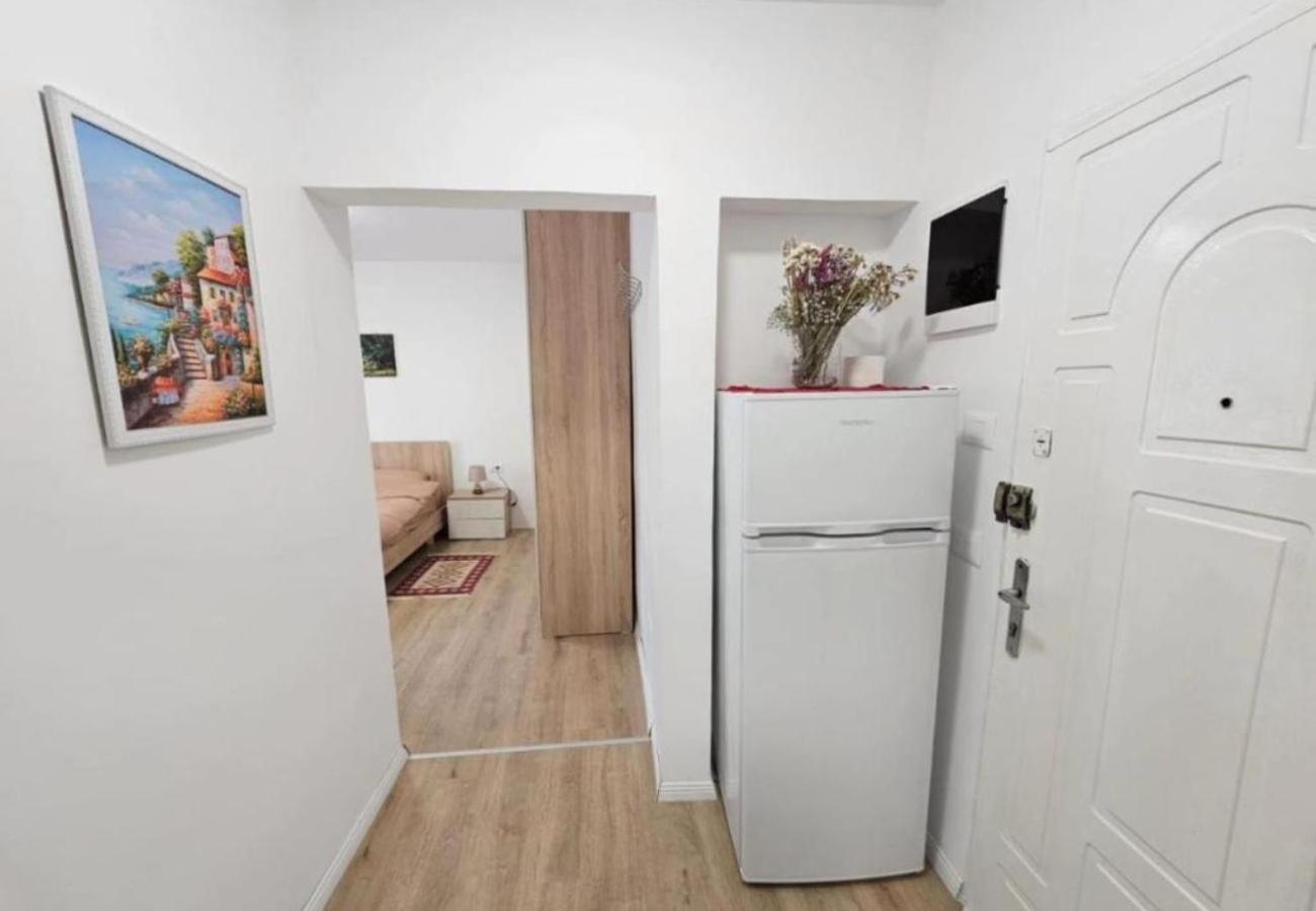 Kalpazo Myslym Shyri Tirana Apartment Exterior foto